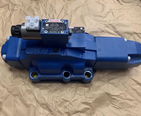 Rexroth R900619538 4 WRZ 32 EA 520 - 70/6 Z.B. 24N9K4/D3M 4 WRZ 32 EA 520 - 7 Ventil X/6 Z.B. 24N9K4/D3M Proportional Directional Control