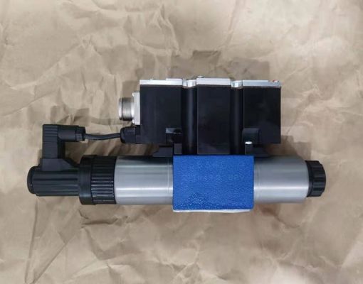 Proportionales Richtungsventil Rexroth R900915686 4WREE6E1-16-22/G24K31/A1V 4WREE6E1-16-2X/G24K31/A1V